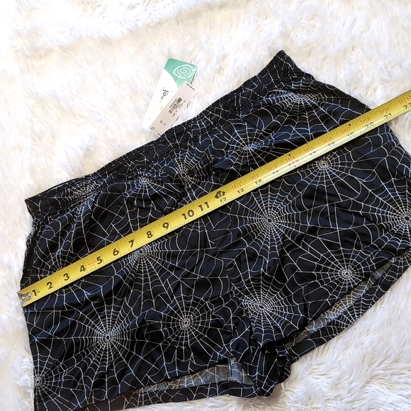 NWT VS Pink Spiderweb Tencel Shorts - Silky Black/White - Picture 13 of 15